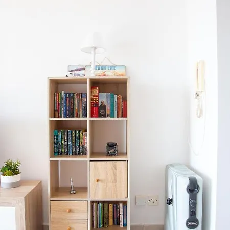 2bd Cosy With Spacious Balcony - Close To Bugibba * 세인트폴스베이