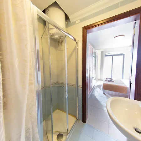 2bd Cosy With Spacious Balcony - Close To Bugibba * 세인트폴스베이