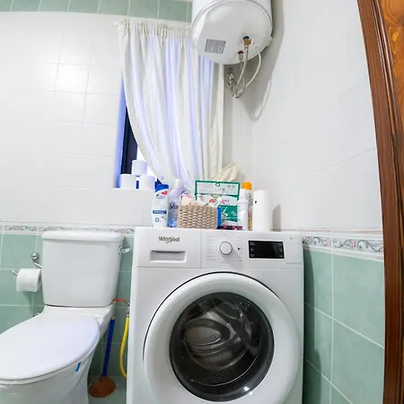 2bd Cosy With Spacious Balcony - Close To Bugibba 아파트
