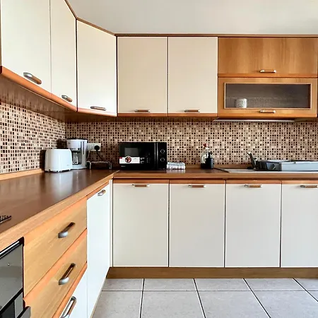 2bd Cosy With Spacious Balcony - Close To Bugibba * 세인트폴스베이