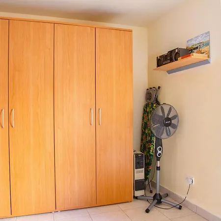Apartman 2bd Cosy With Spacious Balcony - Close To Bugibba *