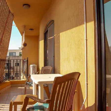 Appartement 2bd Cosy With Spacious Balcony - Close To Bugibba *