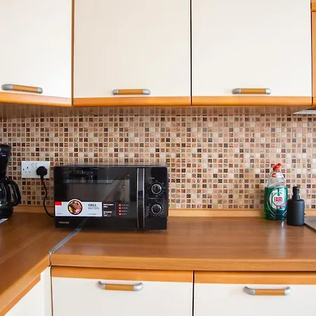 2bd Cosy With Spacious Balcony - Close To Bugibba Appartement *