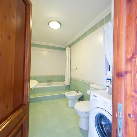 2bd Cosy With Spacious Balcony - Close To Bugibba